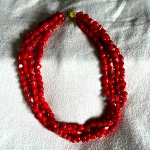 Pretty red shorter necklace